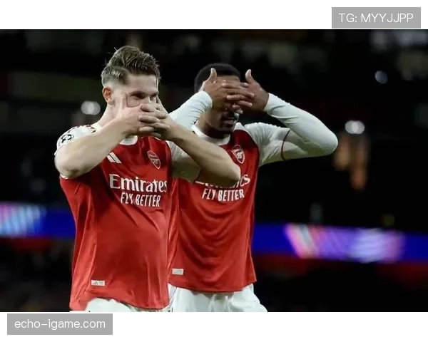 曼联中场一断就崩，攻防转换彻底失控！